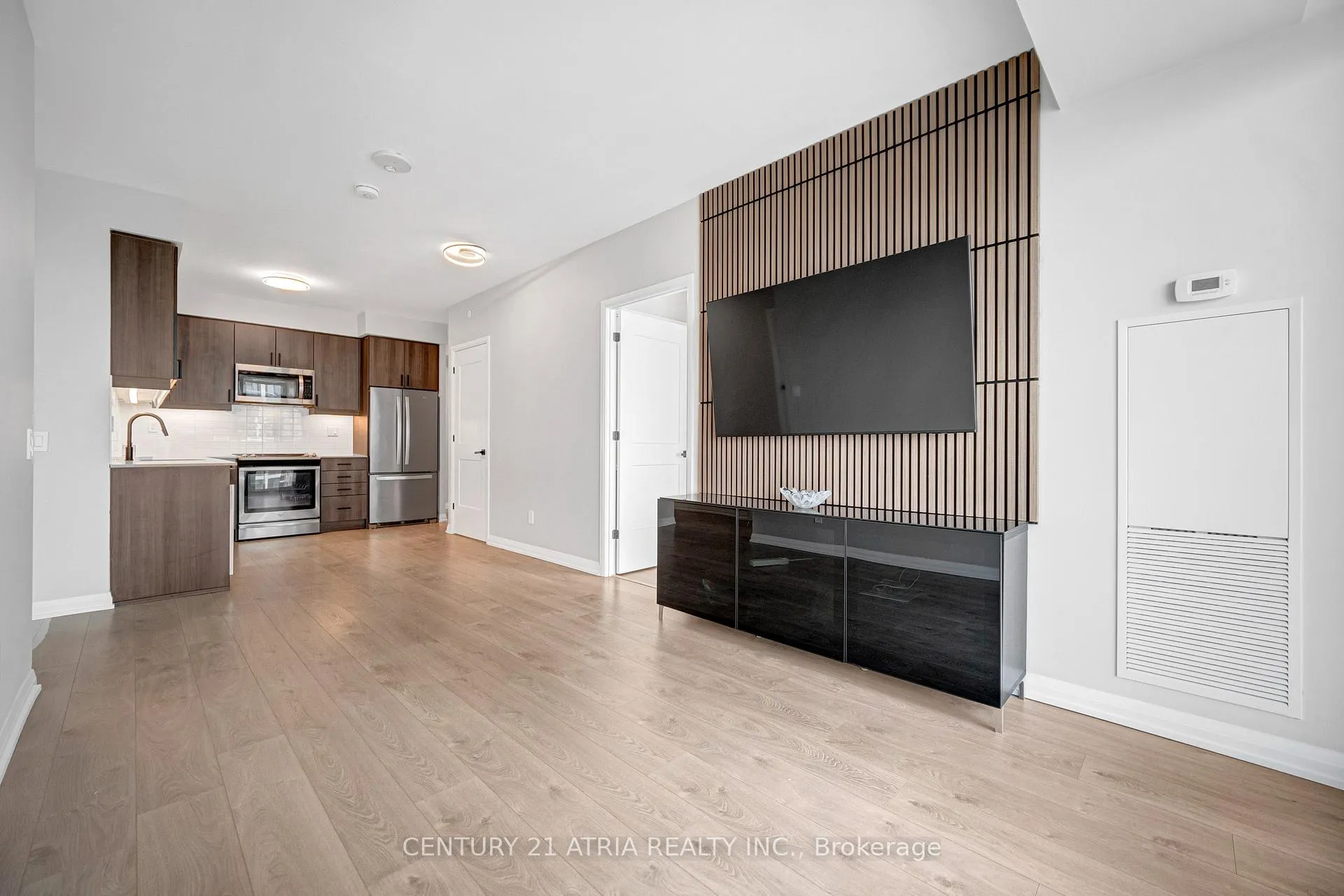 Photo 1 of Unit 2508, 7895 Jane Street, Vaughan, Concord — HOMEH