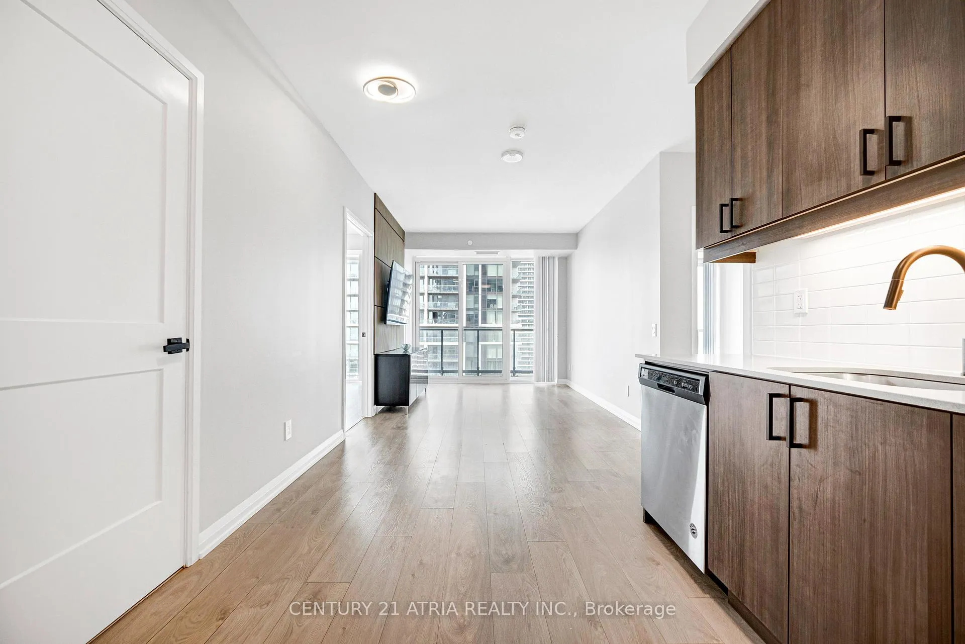 Photo 3 of Unit 2508, 7895 Jane Street, Vaughan, Concord — HOMEH