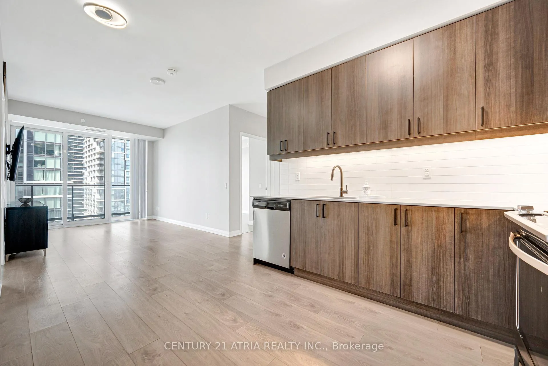 Photo 6 of Unit 2508, 7895 Jane Street, Vaughan, Concord — HOMEH