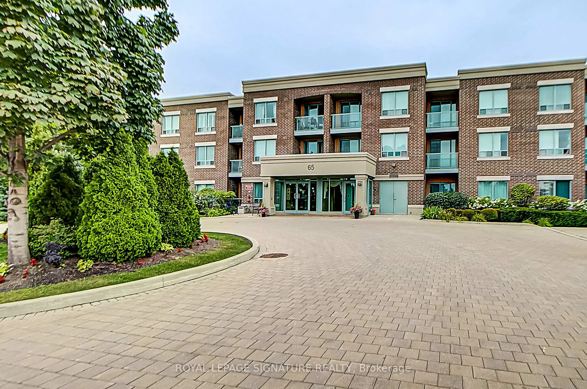 Photo of Unit 214, 65 Via Rosedale