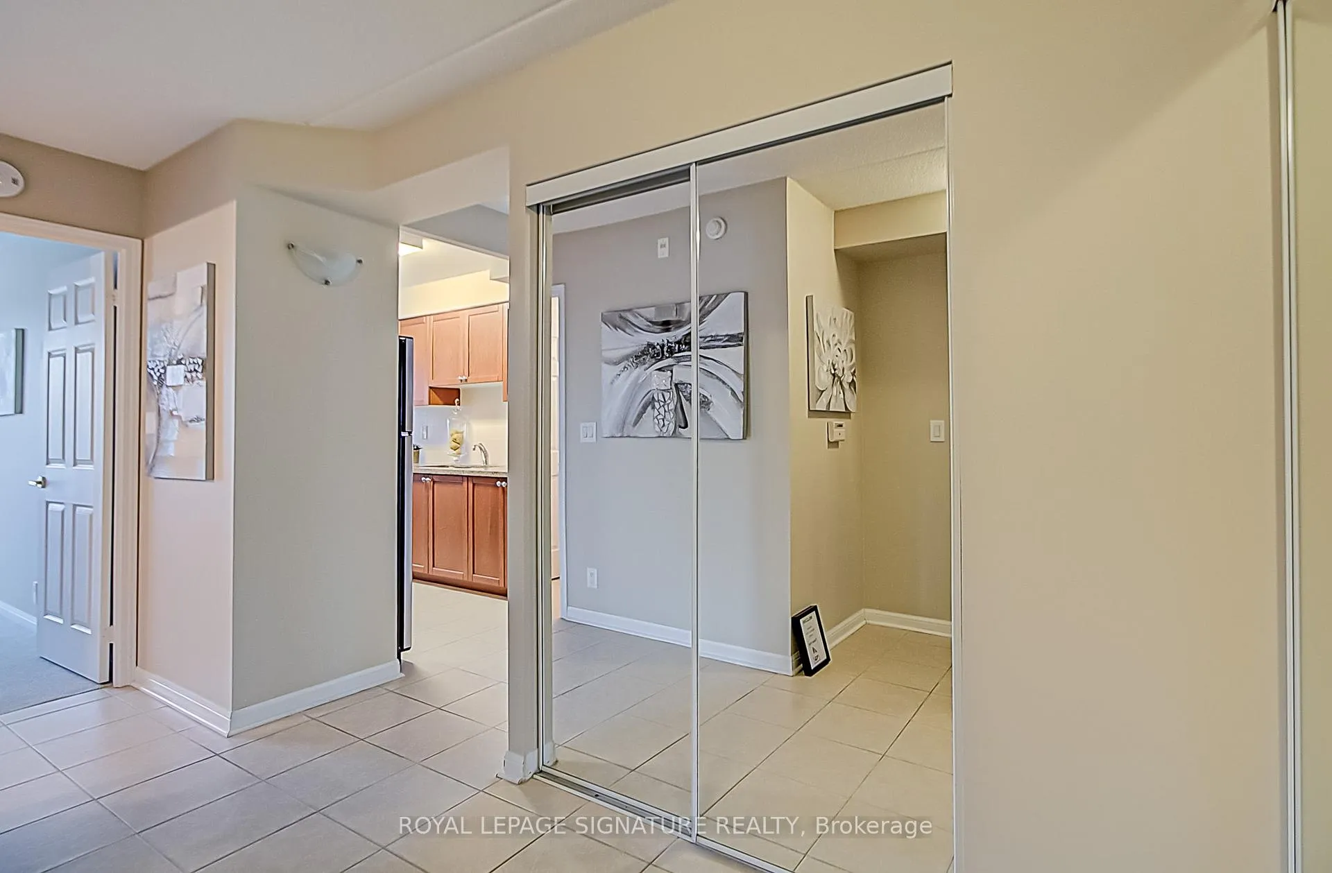 Photo 7 of Unit 214, 65 Via Rosedale, Brampton, Sandringham-Wellington — HOMEH