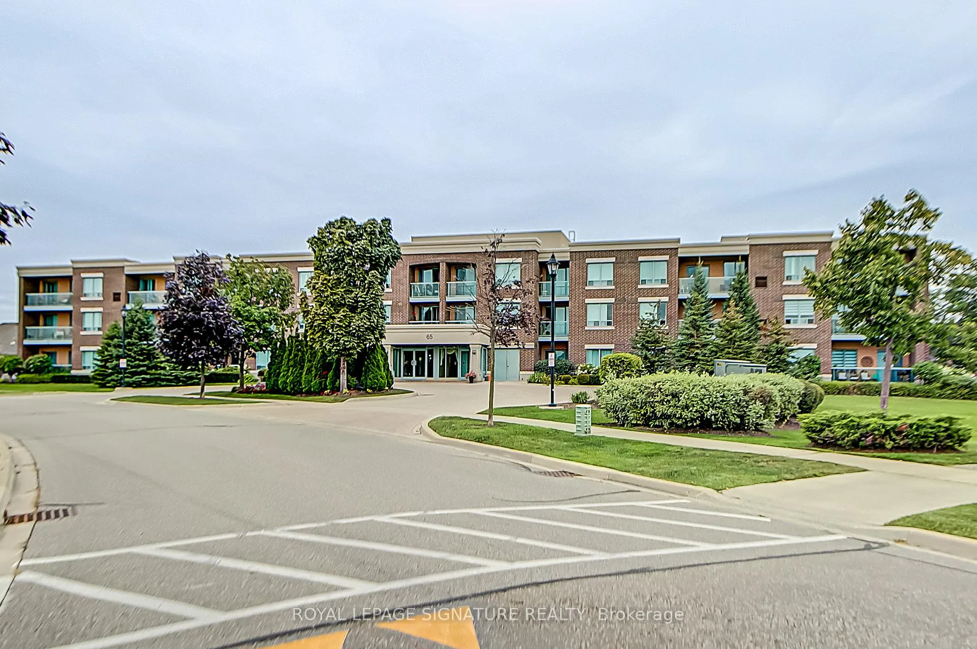 Photo 27 of Unit 214, 65 Via Rosedale, Brampton, Sandringham-Wellington — HOMEH