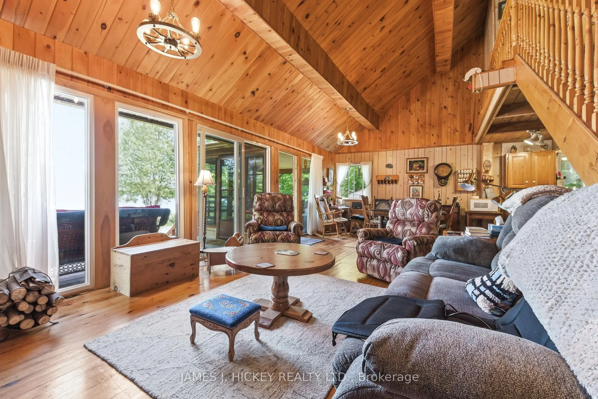Photo 5 of 31 Beaverbrook Lane, Deep River — HOMEH