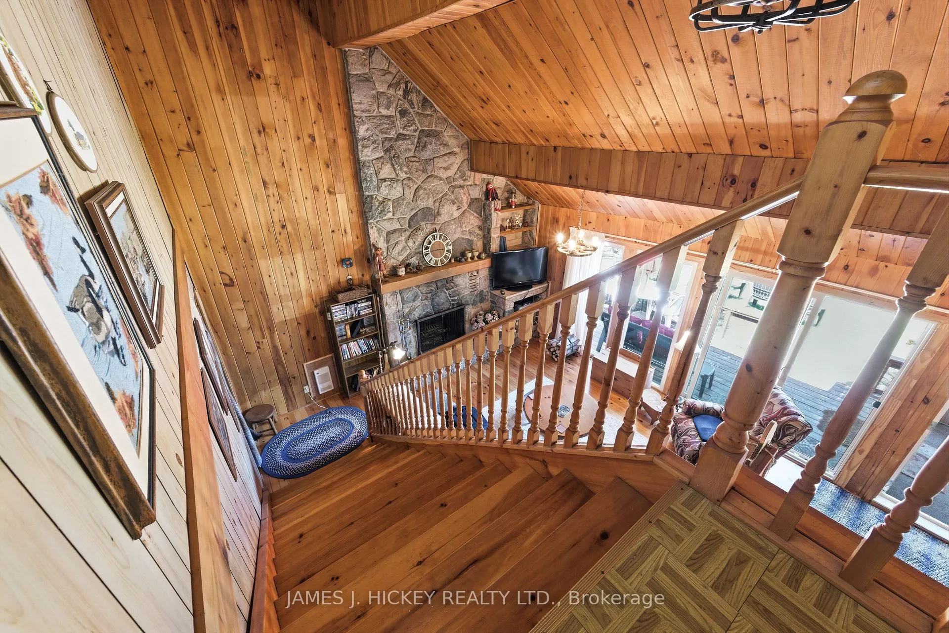 Photo 20 of 31 Beaverbrook Lane, Deep River — HOMEH