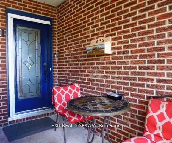 Photo 2 of 400 Lynwood Drive, Cornwall — HOMEH