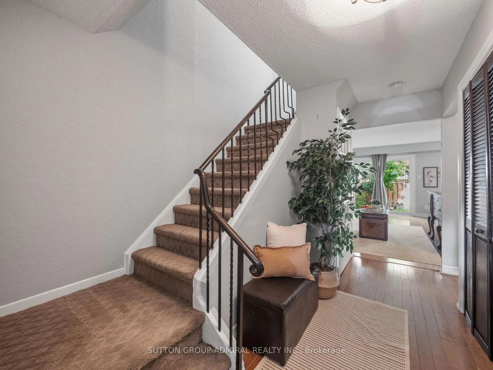 Photo 4 of 11 Jacques Lane, Ajax, South East — HOMEH