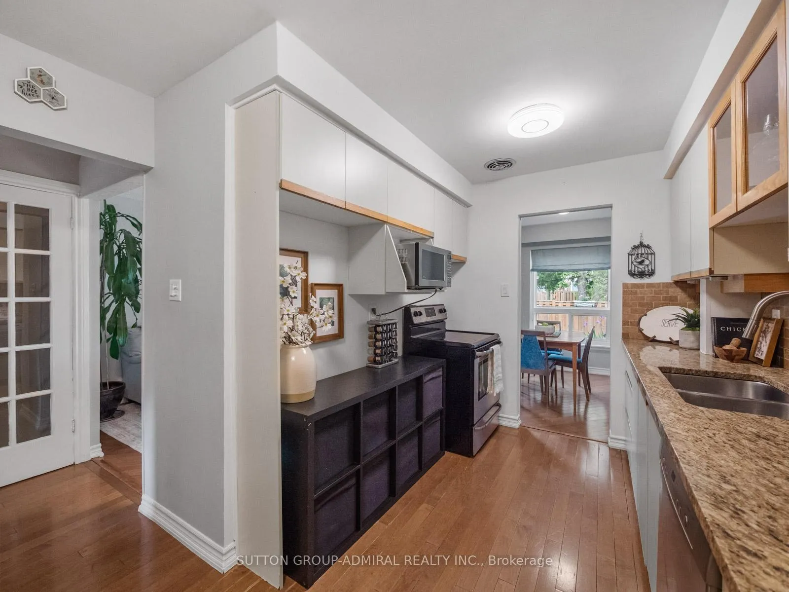 Photo 5 of 11 Jacques Lane, Ajax, South East — HOMEH