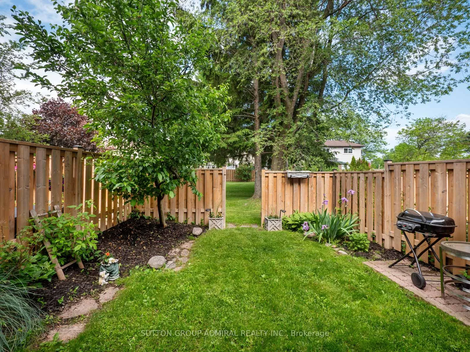 Photo 35 of 11 Jacques Lane, Ajax, South East — HOMEH