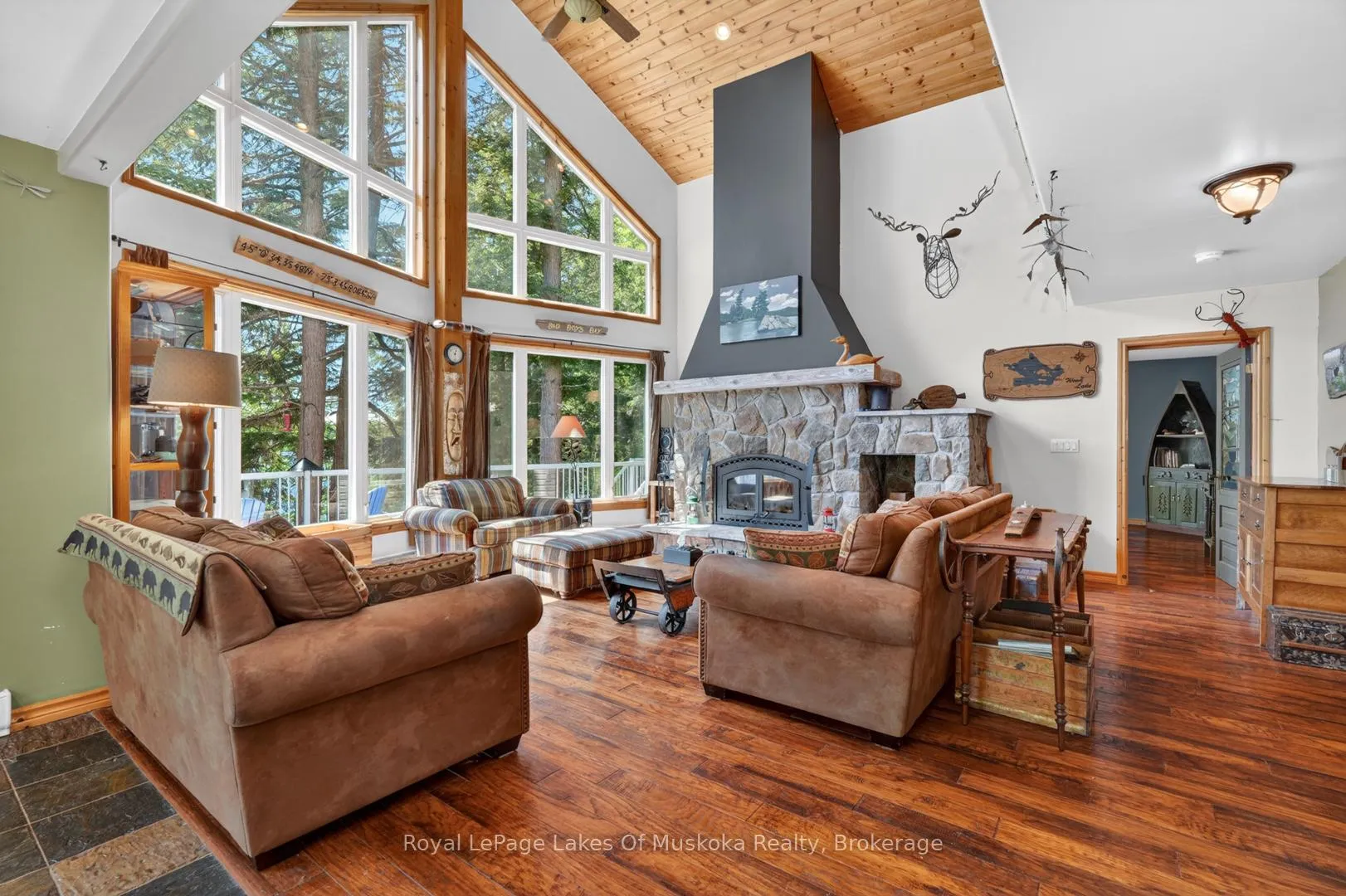 Photo 6 of 206 MacBeth Island, Bracebridge, Oakley — HOMEH