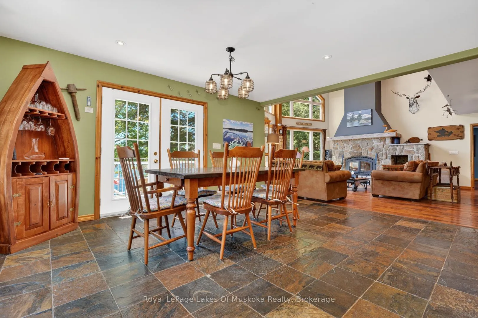 Photo 16 of 206 MacBeth Island, Bracebridge, Oakley — HOMEH