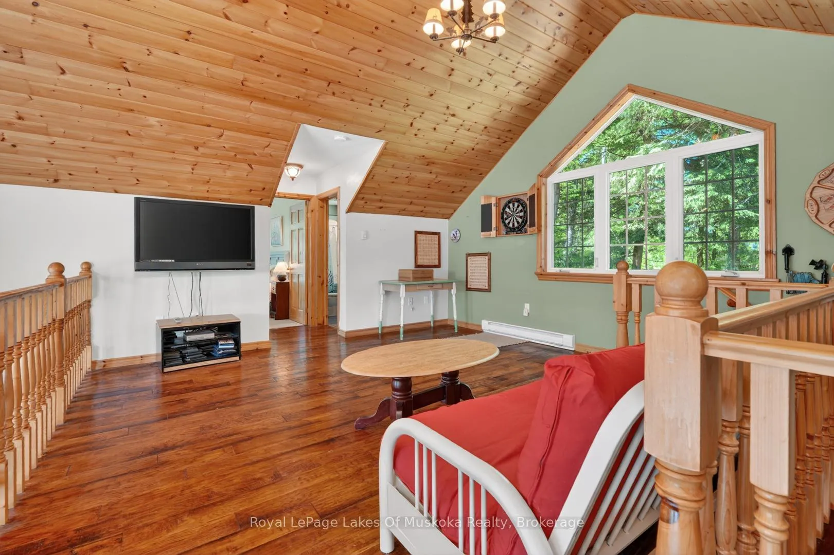 Photo 28 of 206 MacBeth Island, Bracebridge, Oakley — HOMEH