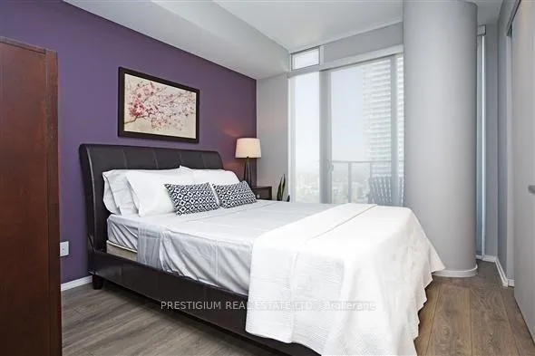 Photo 11 of Unit 3206, 75 St Nicholas Street, Toronto, Bay Street Corridor — HOMEH