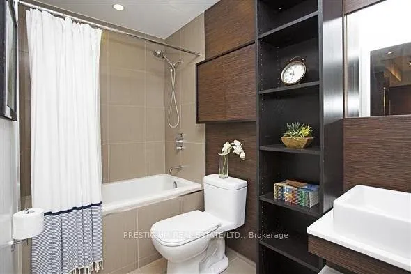 Photo 15 of Unit 3206, 75 St Nicholas Street, Toronto, Bay Street Corridor — HOMEH