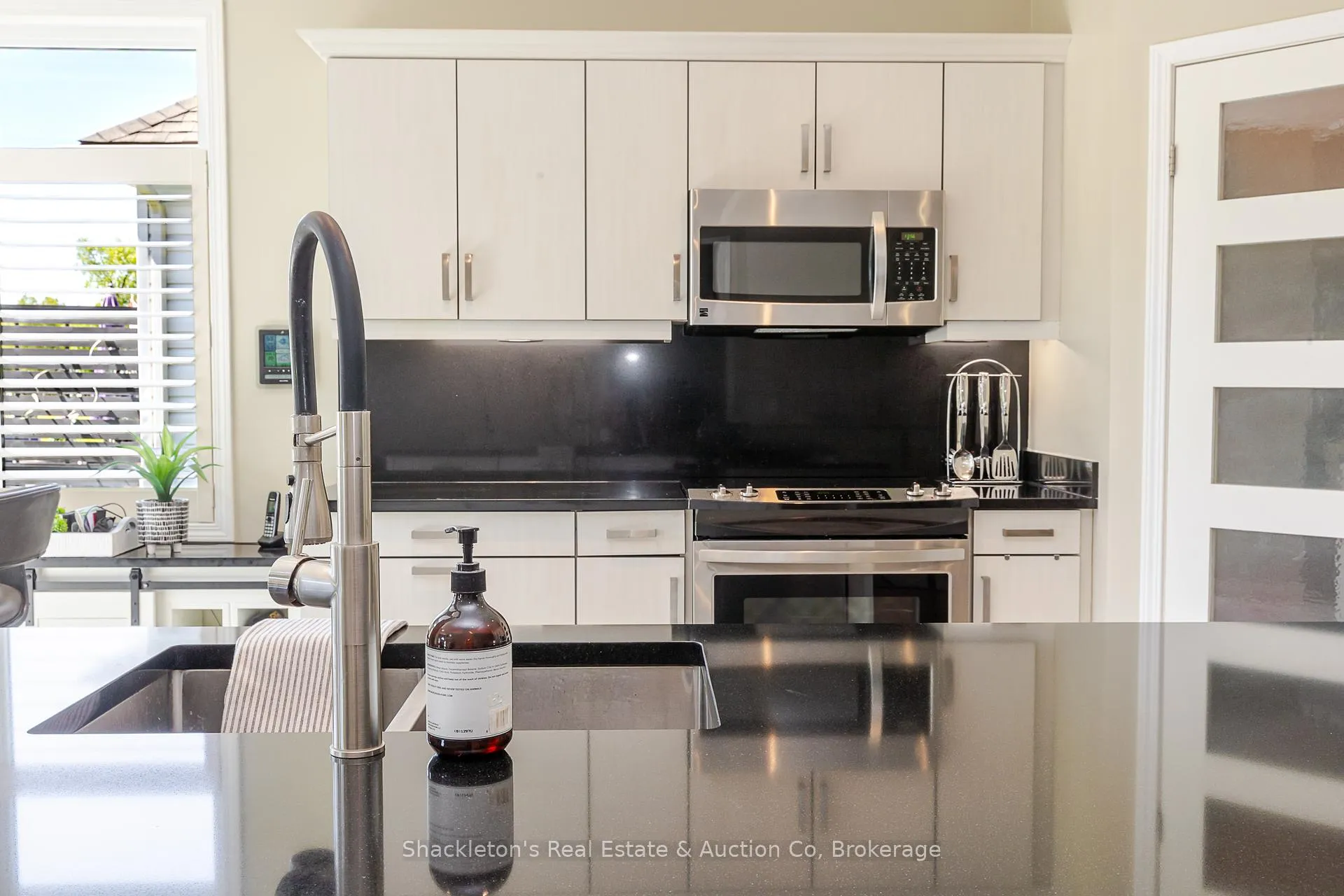 Photo 10 of Unit 19, 19 MacPherson Avenue, Huron East, Egmondville — HOMEH