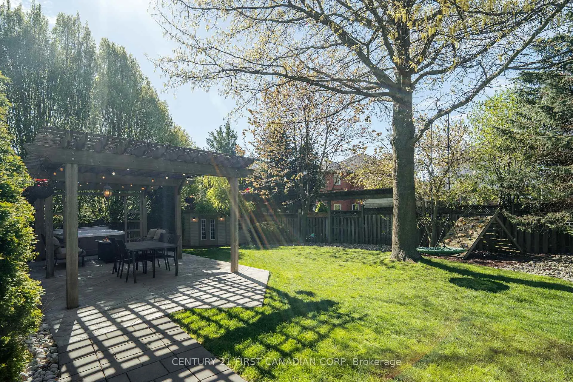 Photo 35 of 932 Cranbrook Road, London, South L — HOMEH