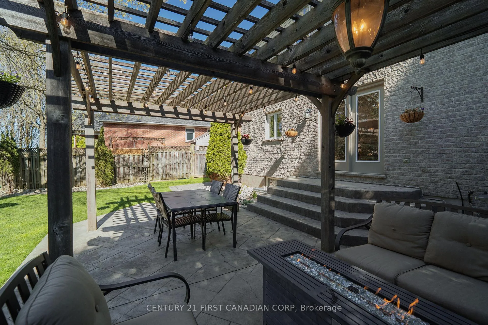 Photo 43 of 932 Cranbrook Road, London, South L — HOMEH