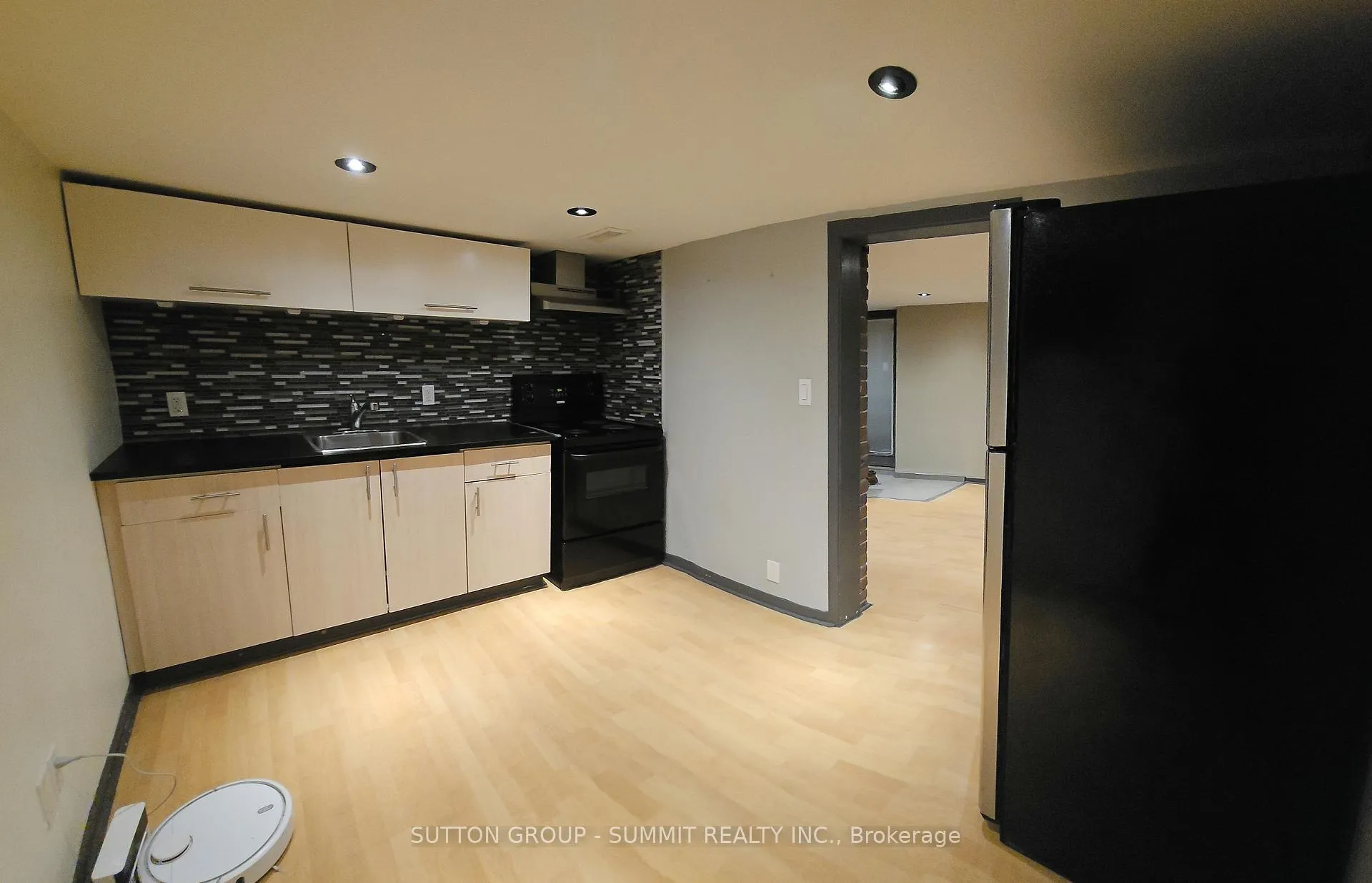 Photo 2 of Unit Lower, 1 Columbine Avenue, Toronto, The Beaches — HOMEH