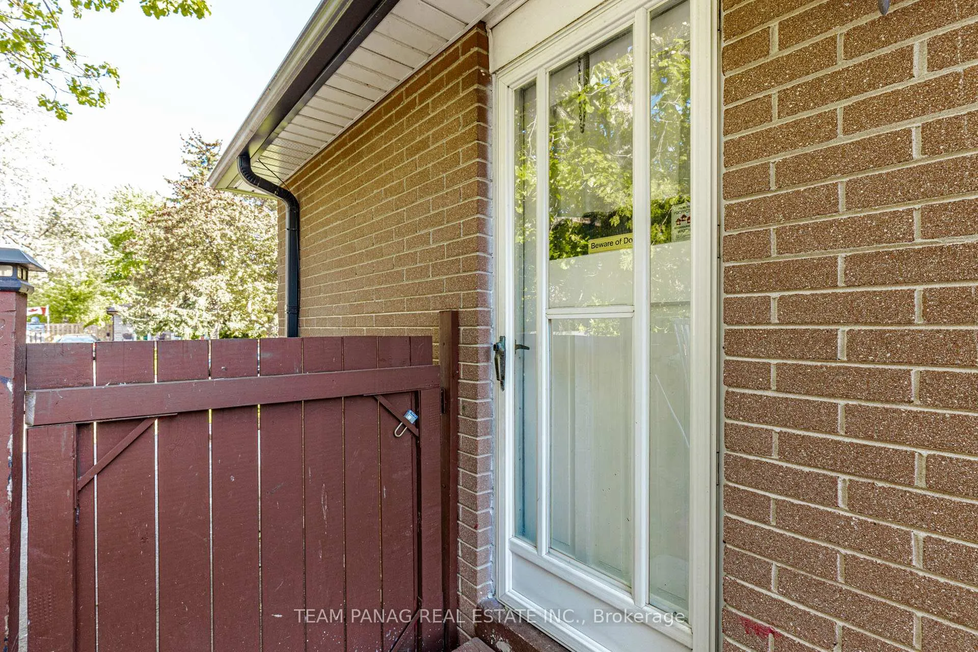 Photo 29 of 141 Fallingdale Crescent, Brampton, Southgate — HOMEH