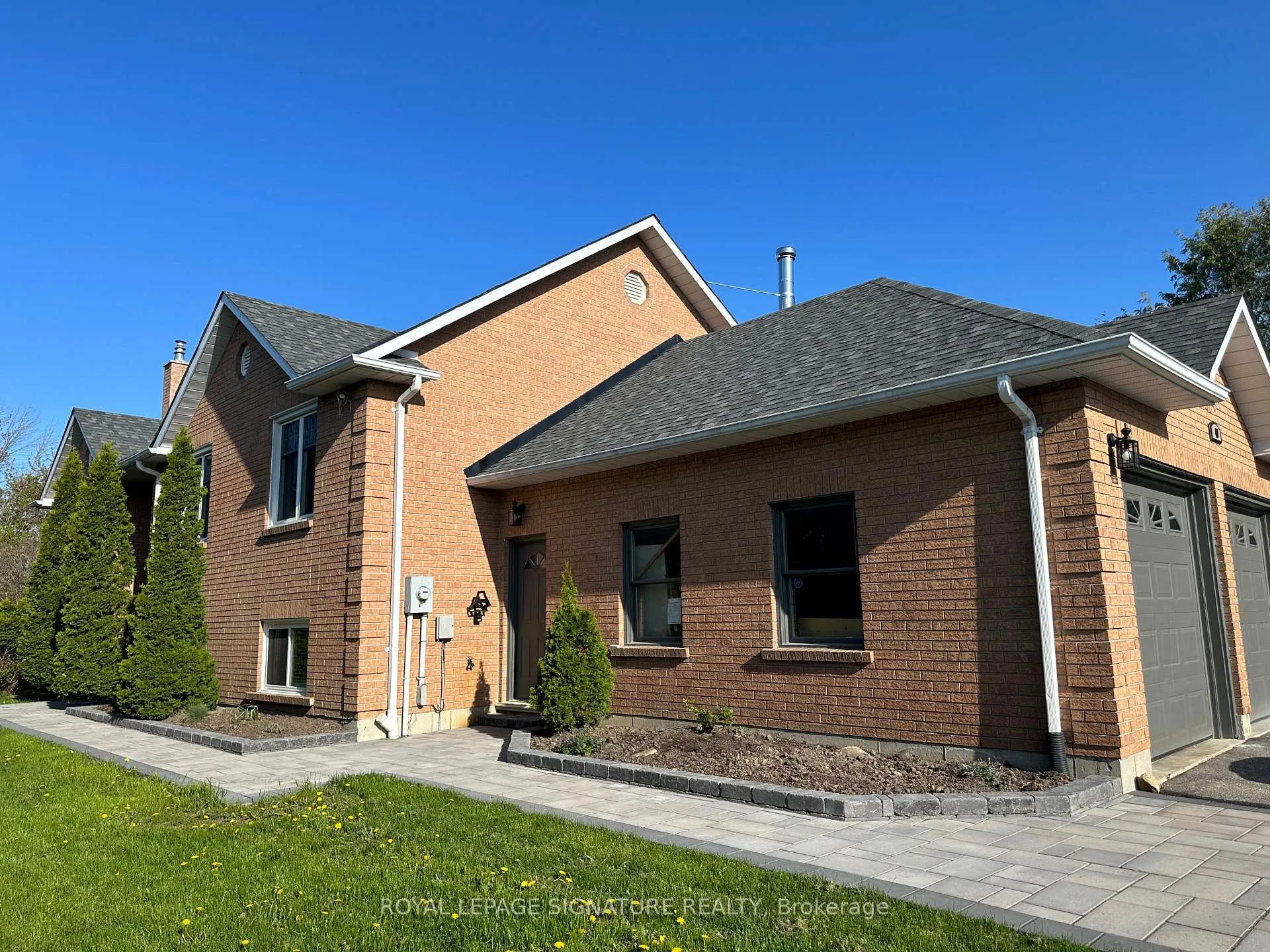 Front of Unit Bsmt, 49 Alexander Boulevard
