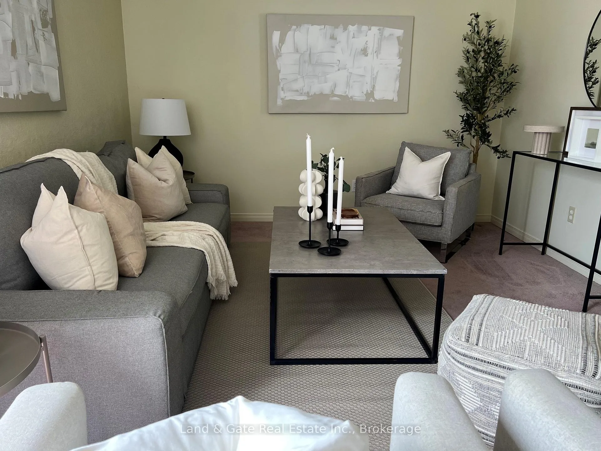 Photo 4 of 1286 Pinehurst Avenue, Oshawa, Donevan — HOMEH