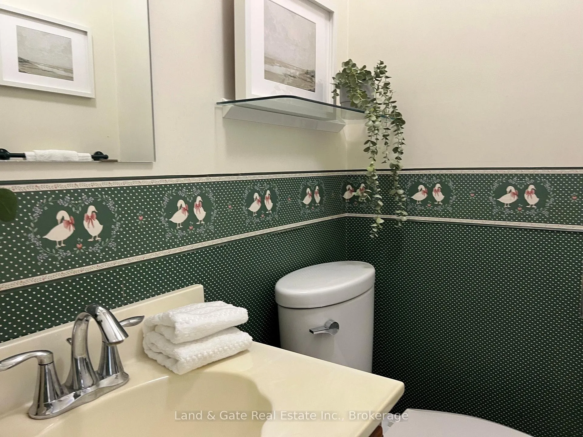 Photo 9 of 1286 Pinehurst Avenue, Oshawa, Donevan — HOMEH