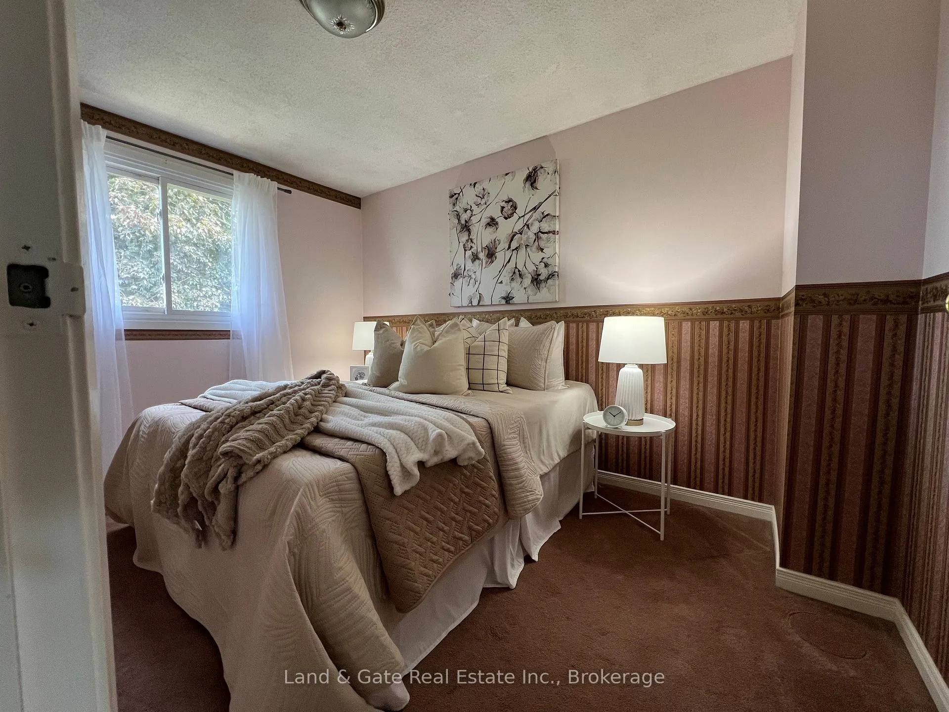 Photo 12 of 1286 Pinehurst Avenue, Oshawa, Donevan — HOMEH