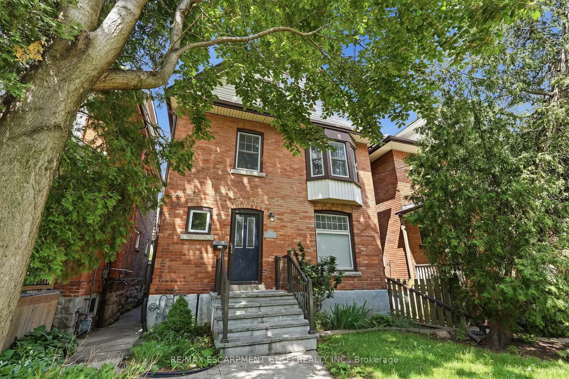 Photo 2 of 71 Aikman Avenue, Hamilton, Gibson — HOMEH