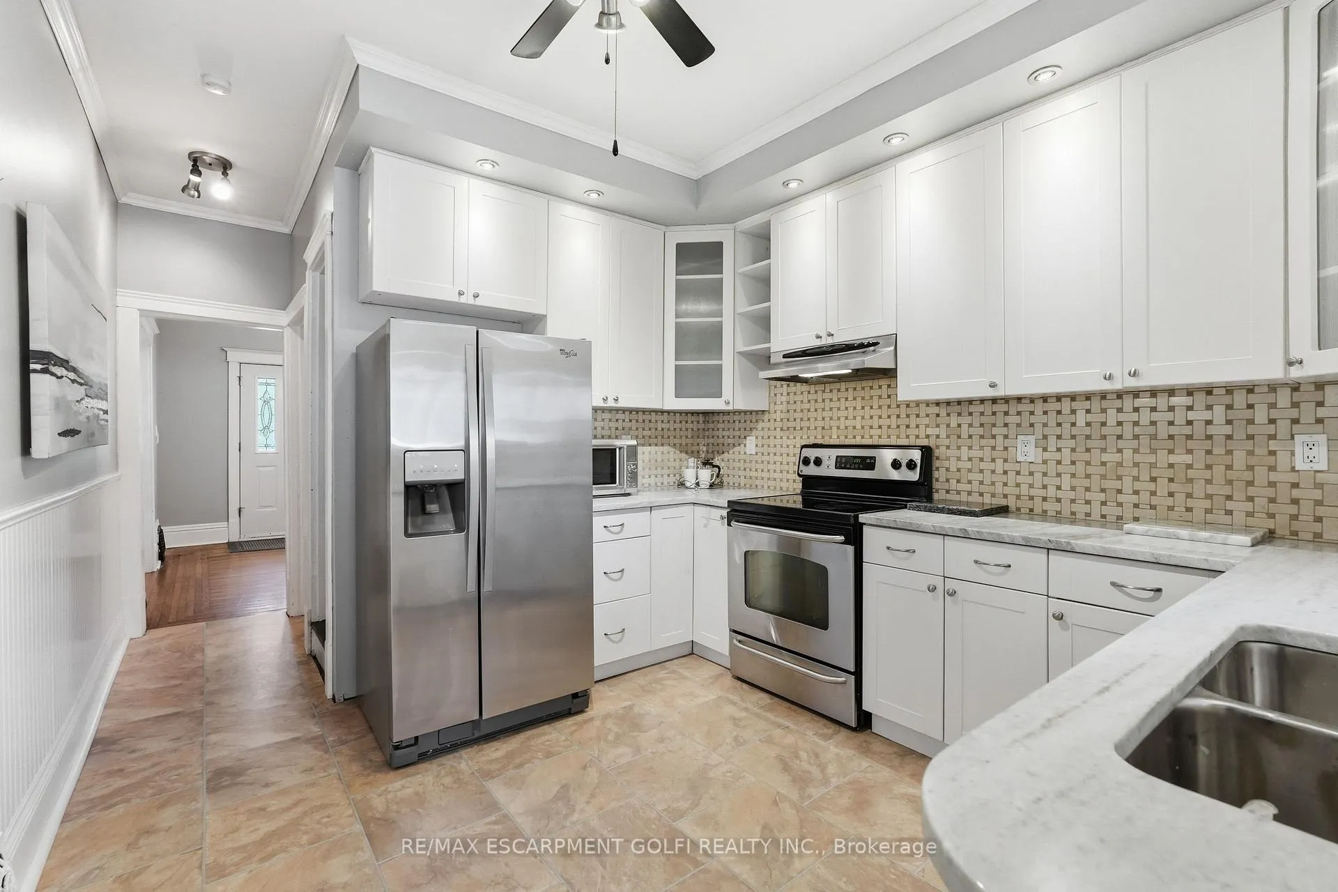 Photo 7 of 71 Aikman Avenue, Hamilton, Gibson — HOMEH