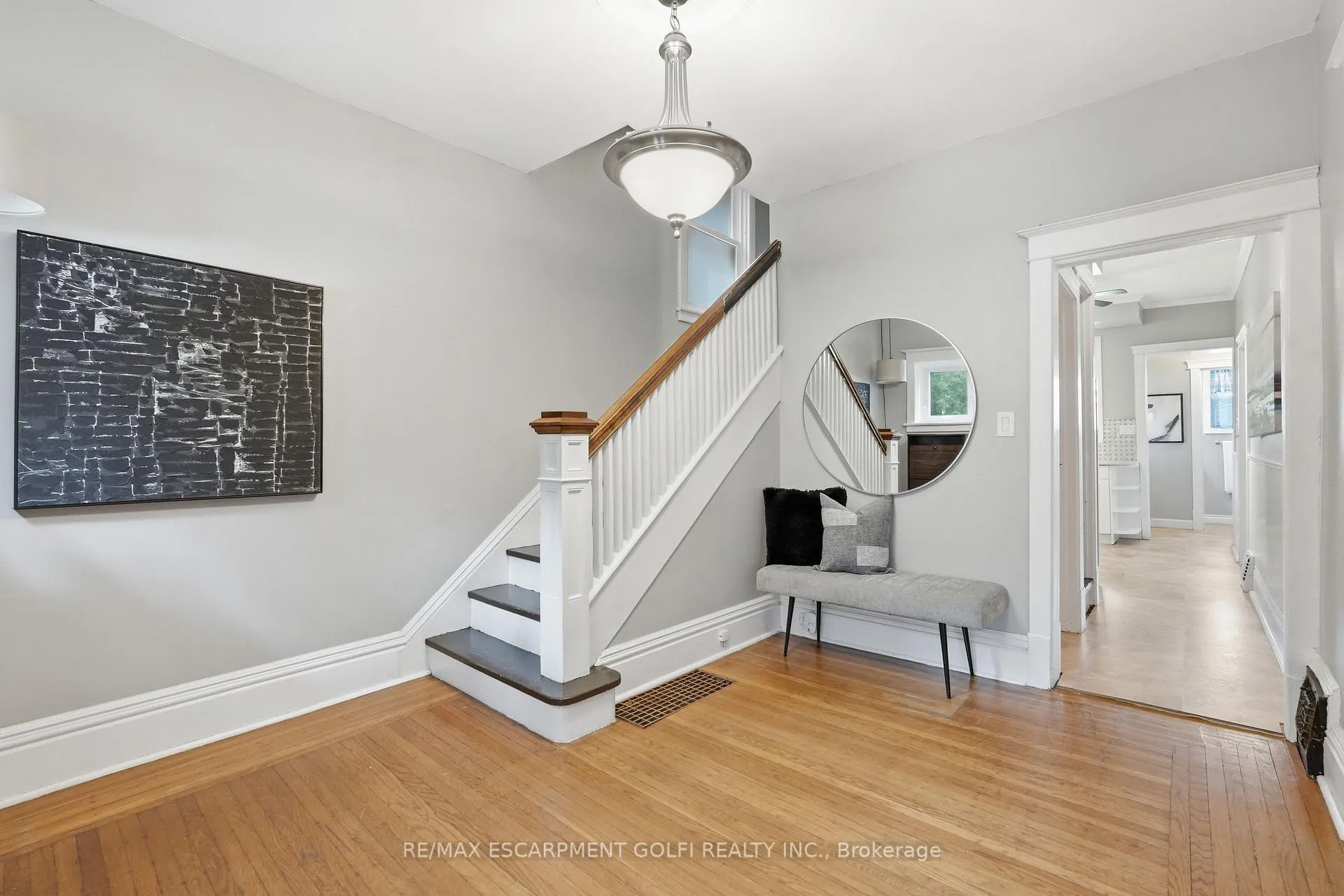 Photo 9 of 71 Aikman Avenue, Hamilton, Gibson — HOMEH