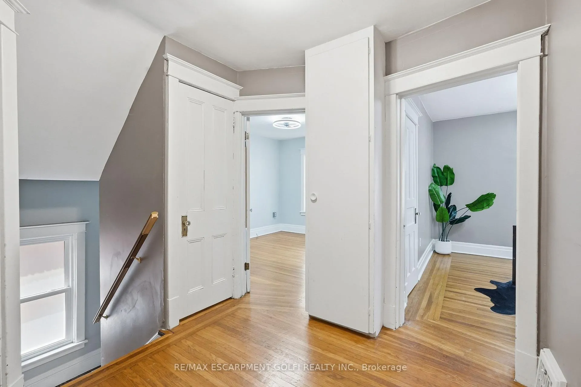 Photo 13 of 71 Aikman Avenue, Hamilton, Gibson — HOMEH