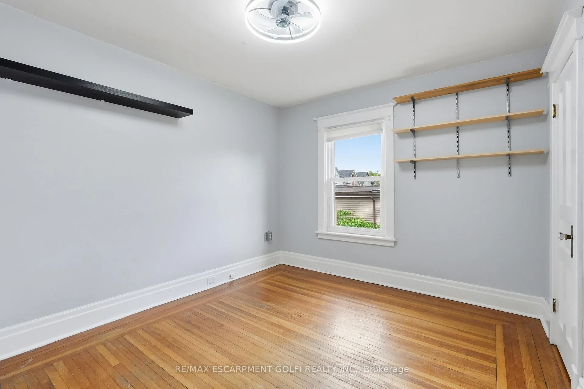 Photo 14 of 71 Aikman Avenue, Hamilton, Gibson — HOMEH