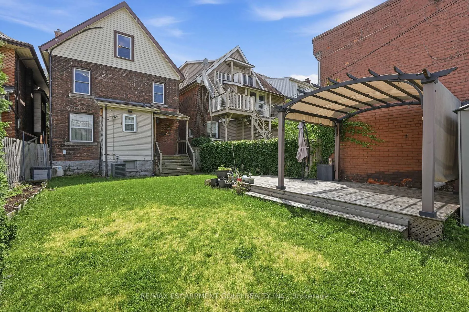 Photo 19 of 71 Aikman Avenue, Hamilton, Gibson — HOMEH