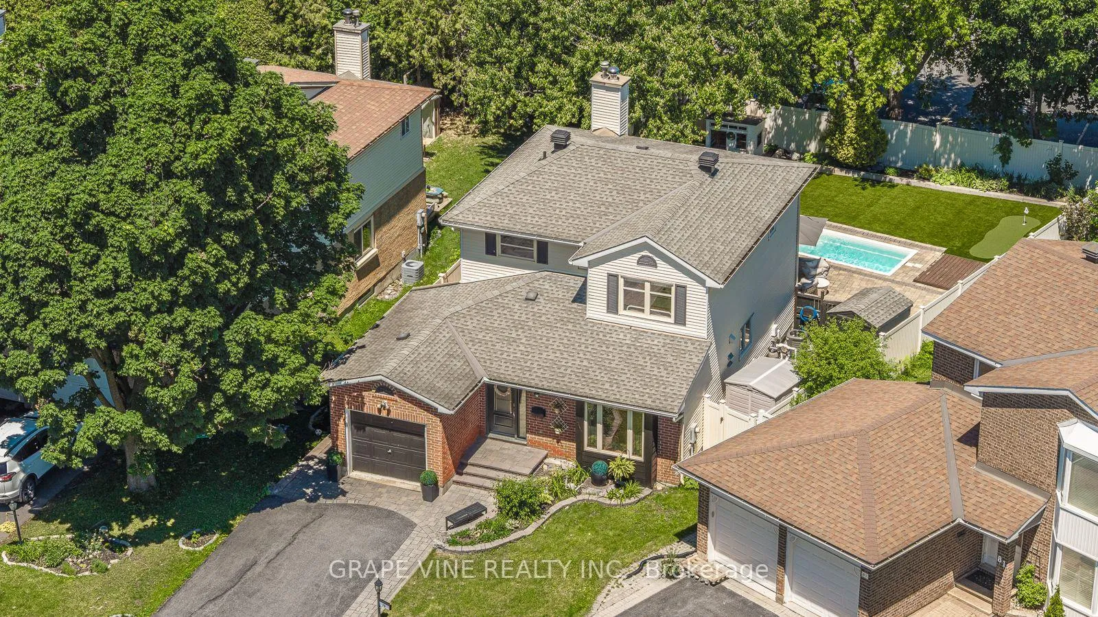 Photo 3 of 79 Homestead Street, Ottawa, Borden Farm/Stewart Farm/Carleton Heights/Parkwood Hills — HOMEH