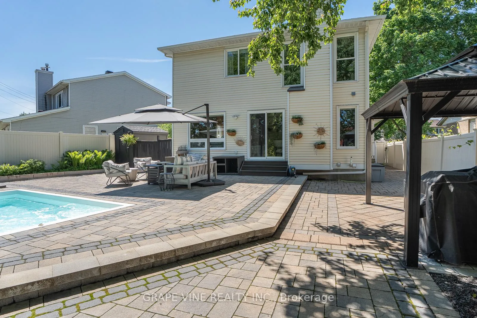 Photo 13 of 79 Homestead Street, Ottawa, Borden Farm/Stewart Farm/Carleton Heights/Parkwood Hills — HOMEH