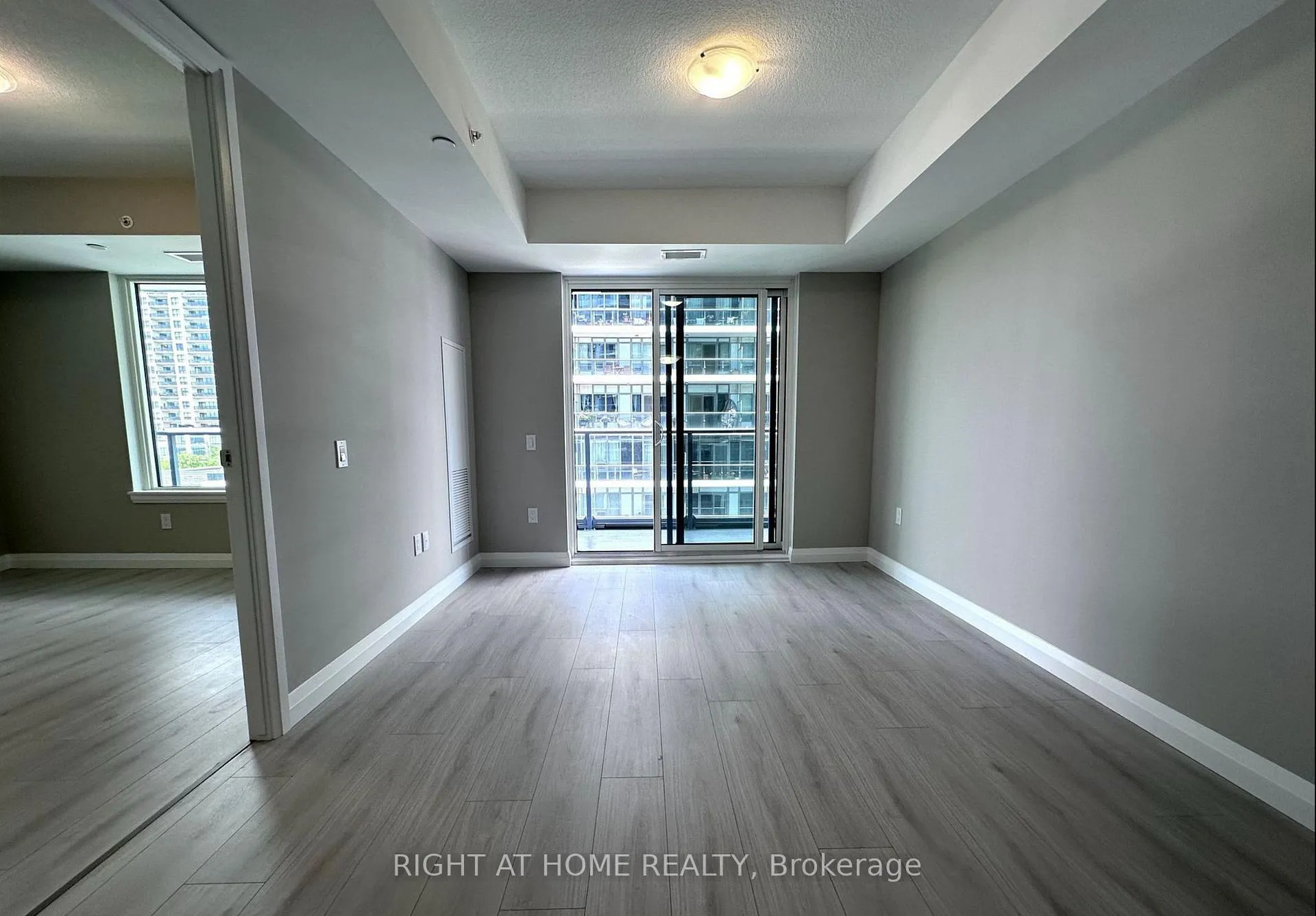 Photo 10 of Unit 511, 93 Arthur Street S, Guelph, St. Patrick's Ward — HOMEH