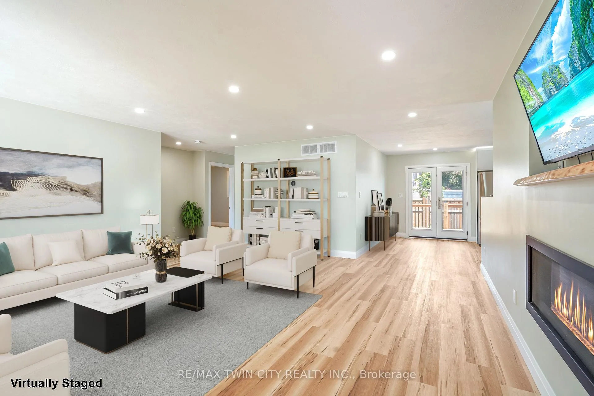 Photo 5 of 33 Tanglewood Terrace, Brantford, Brier Park — HOMEH