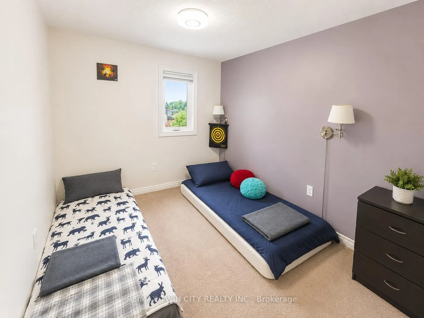 Photo 12 of 506 Activa Avenue, Kitchener, Larentian West — HOMEH