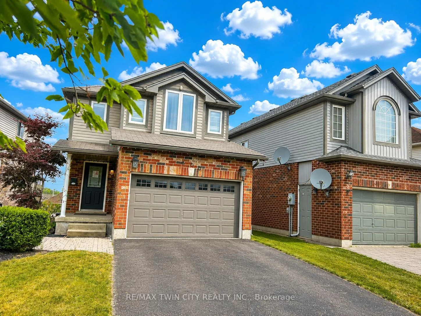 Photo 22 of 506 Activa Avenue, Kitchener, Larentian West — HOMEH
