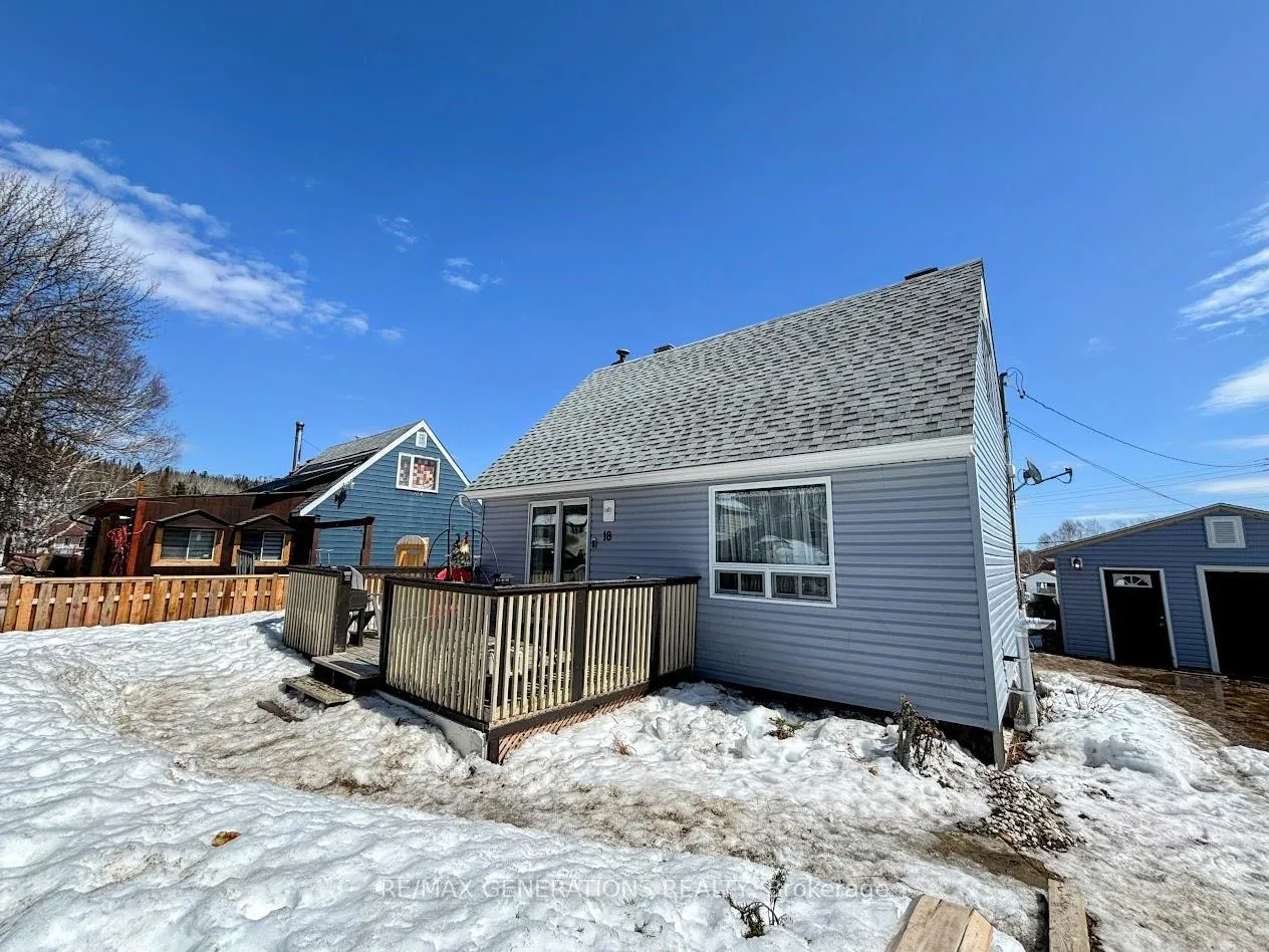 Photo 2 of 18 Swallow Drive, Manitouwadge, TB-73 — HOMEH