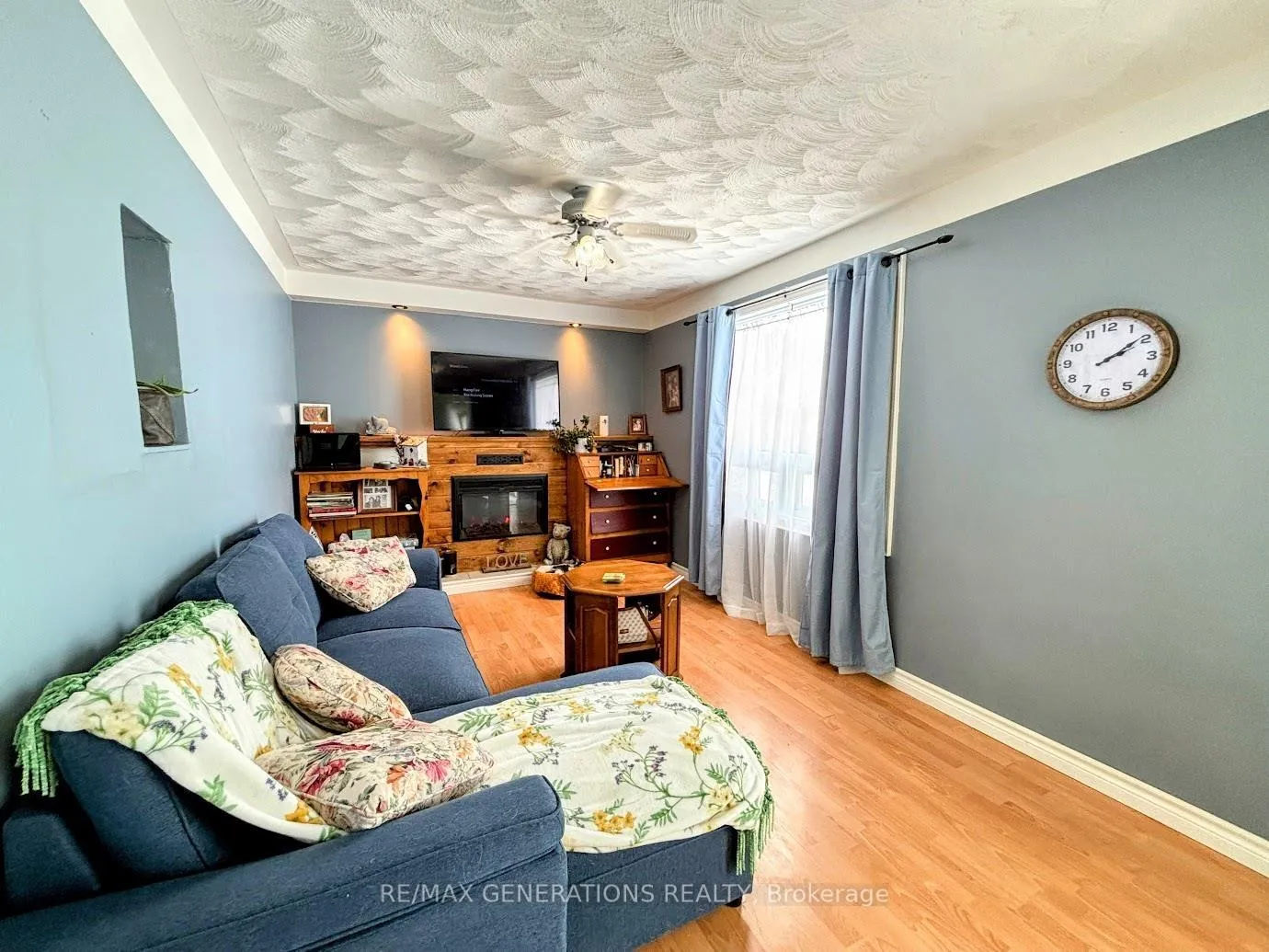 Photo 12 of 18 Swallow Drive, Manitouwadge, TB-73 — HOMEH