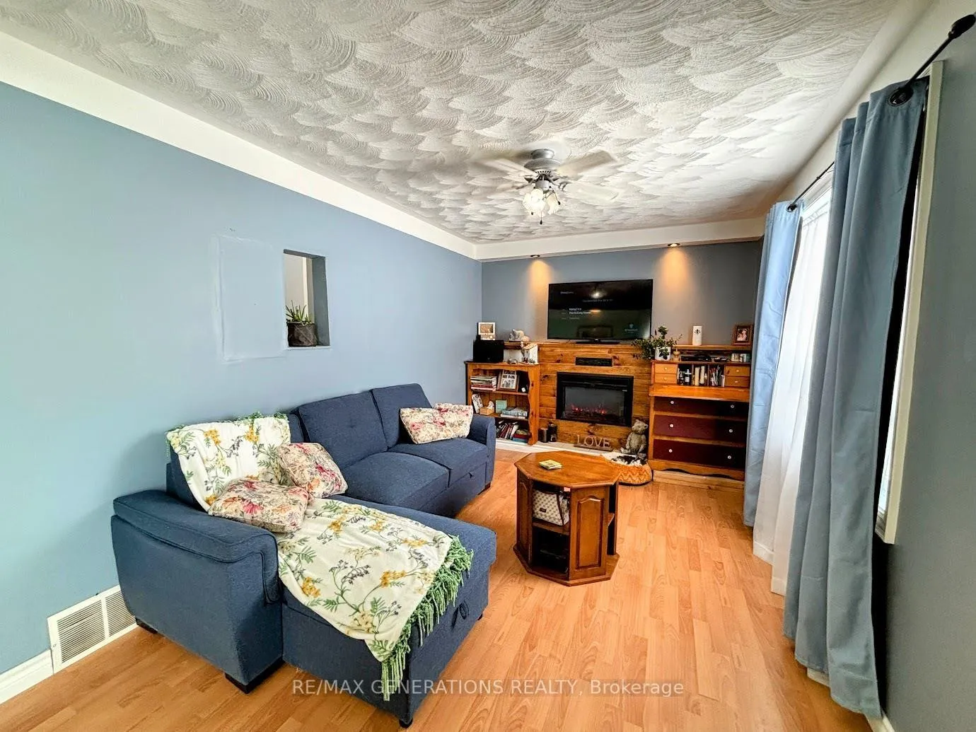 Photo 14 of 18 Swallow Drive, Manitouwadge, TB-73 — HOMEH