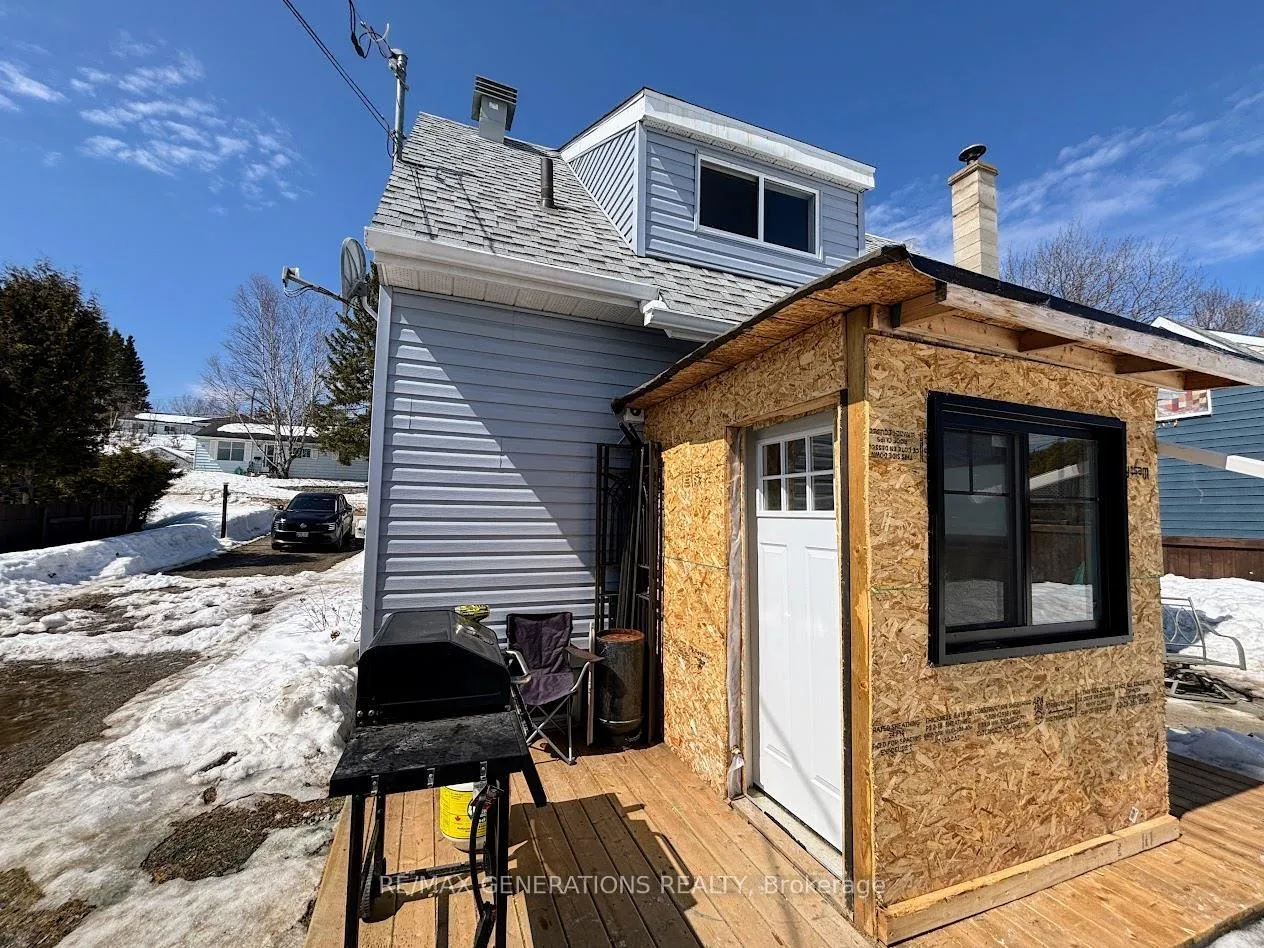 Photo 51 of 18 Swallow Drive, Manitouwadge, TB-73 — HOMEH