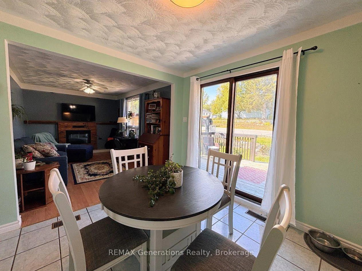 Photo 19 of 18 Swallow Drive, Manitouwadge, TB-73 — HOMEH