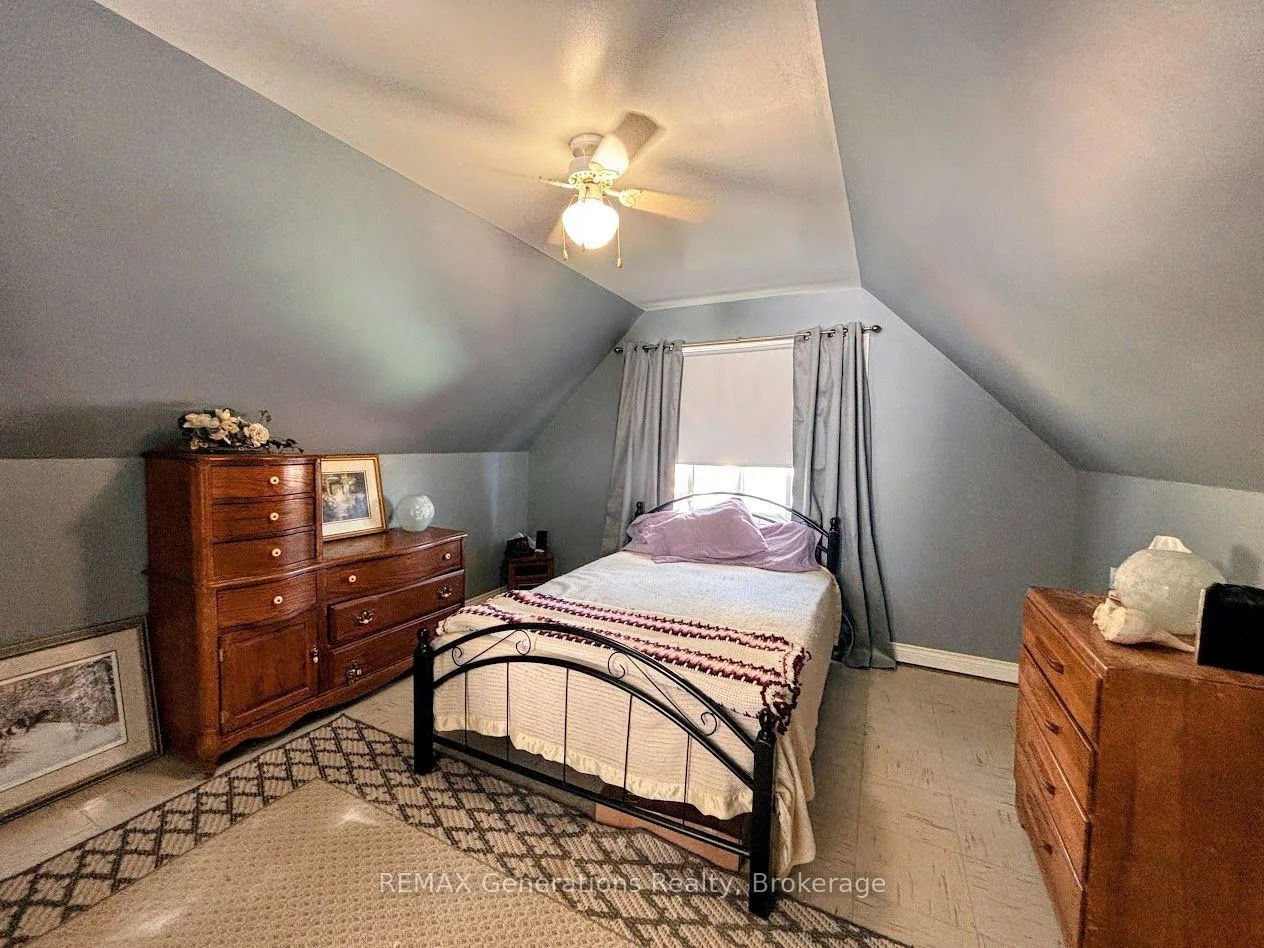 Photo 22 of 18 Swallow Drive, Manitouwadge, TB-73 — HOMEH