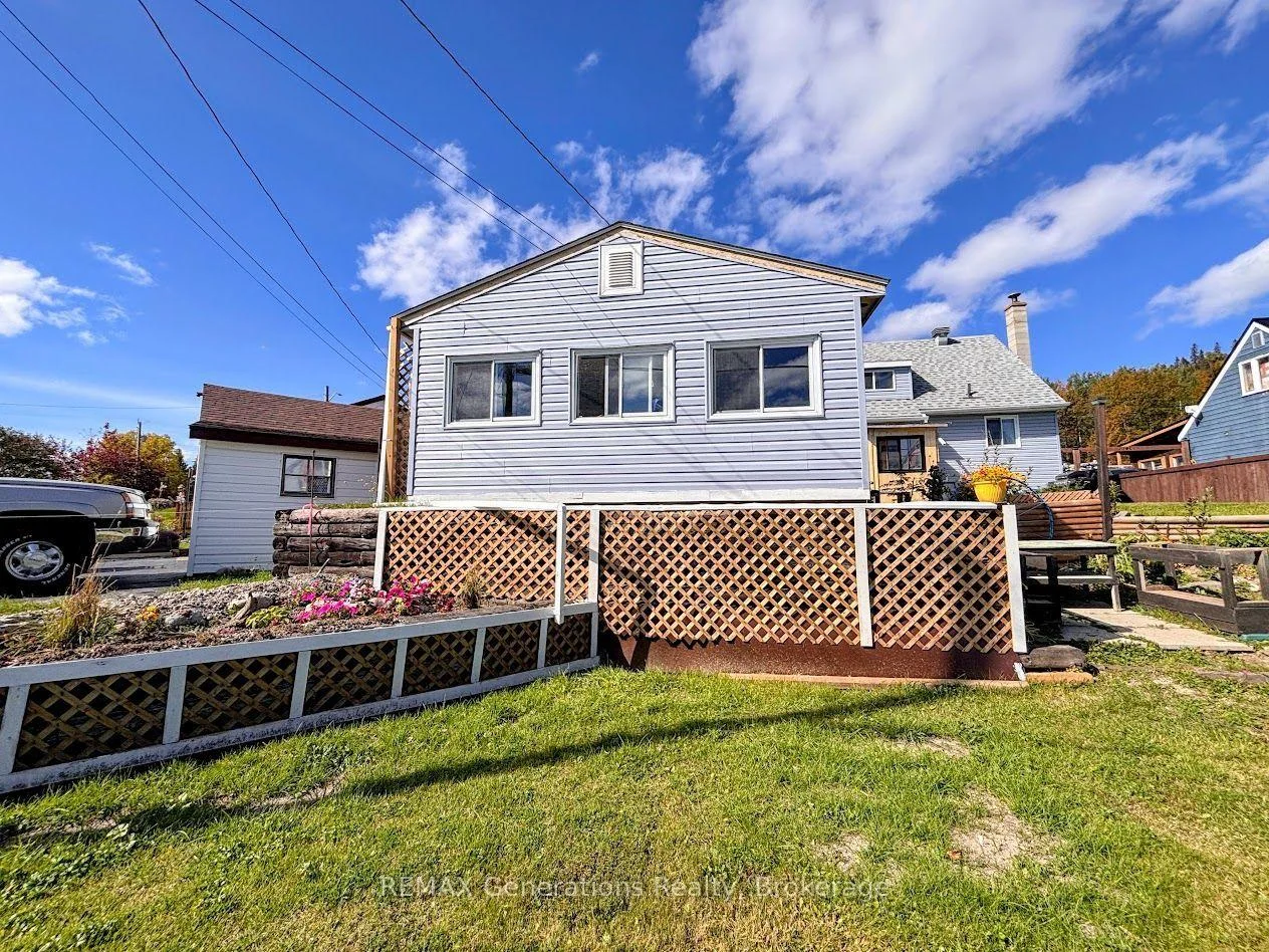 Photo 63 of 18 Swallow Drive, Manitouwadge, TB-73 — HOMEH