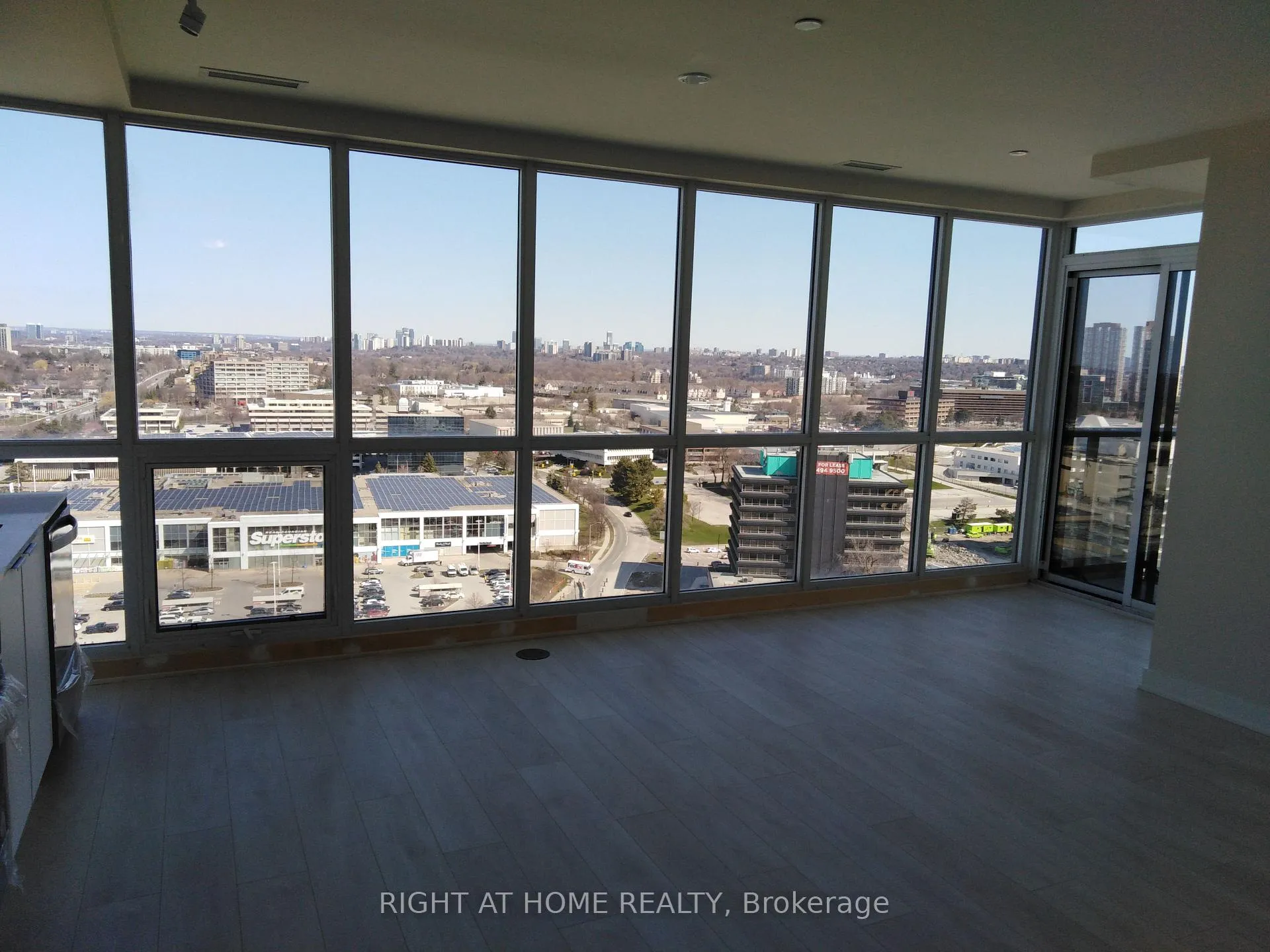 Photo 2 of Unit 2204, 6 Sonic Way NE, Toronto, Flemingdon Park — HOMEH