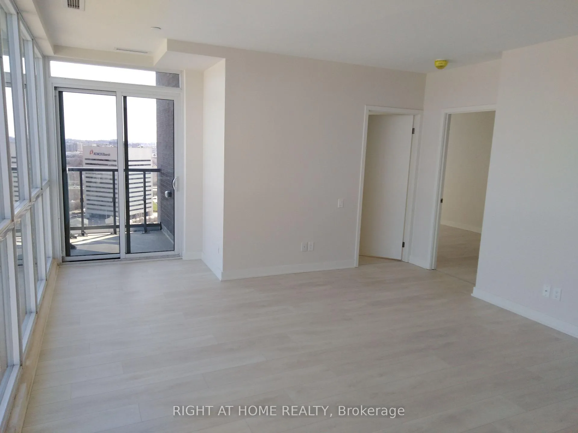 Photo 3 of Unit 2204, 6 Sonic Way NE, Toronto, Flemingdon Park — HOMEH