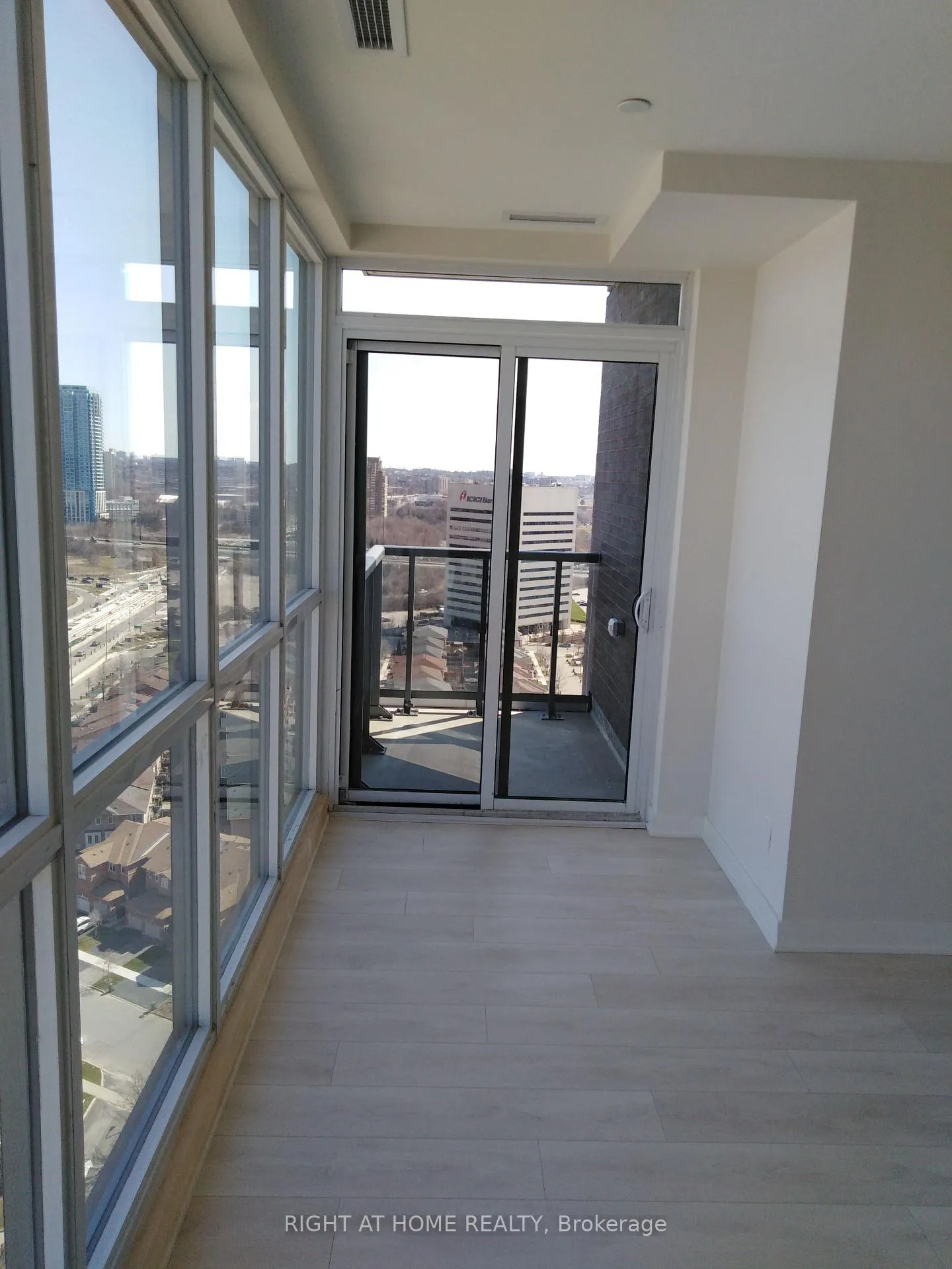 Photo 5 of Unit 2204, 6 Sonic Way NE, Toronto, Flemingdon Park — HOMEH
