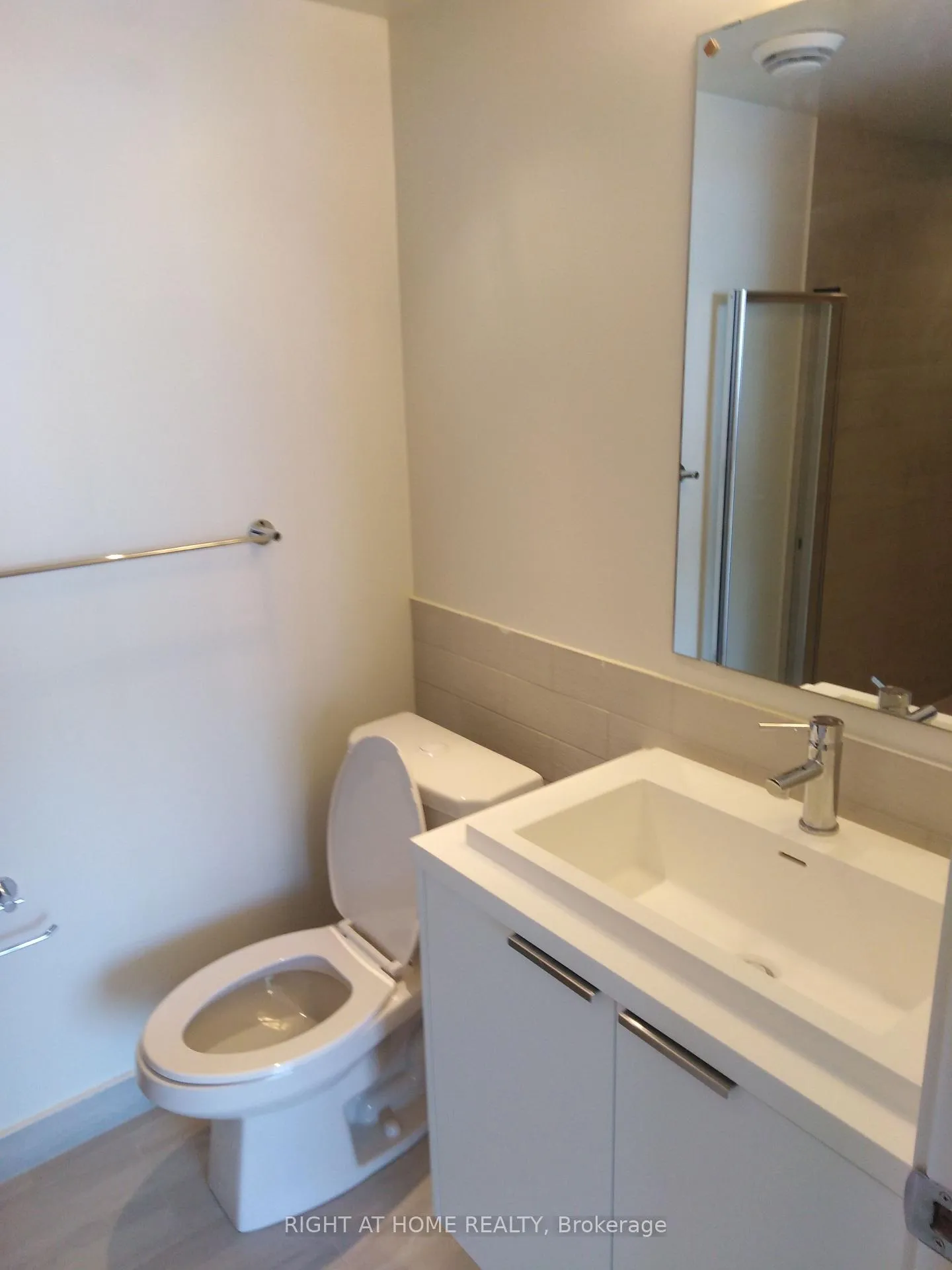 Photo 7 of Unit 2204, 6 Sonic Way NE, Toronto, Flemingdon Park — HOMEH