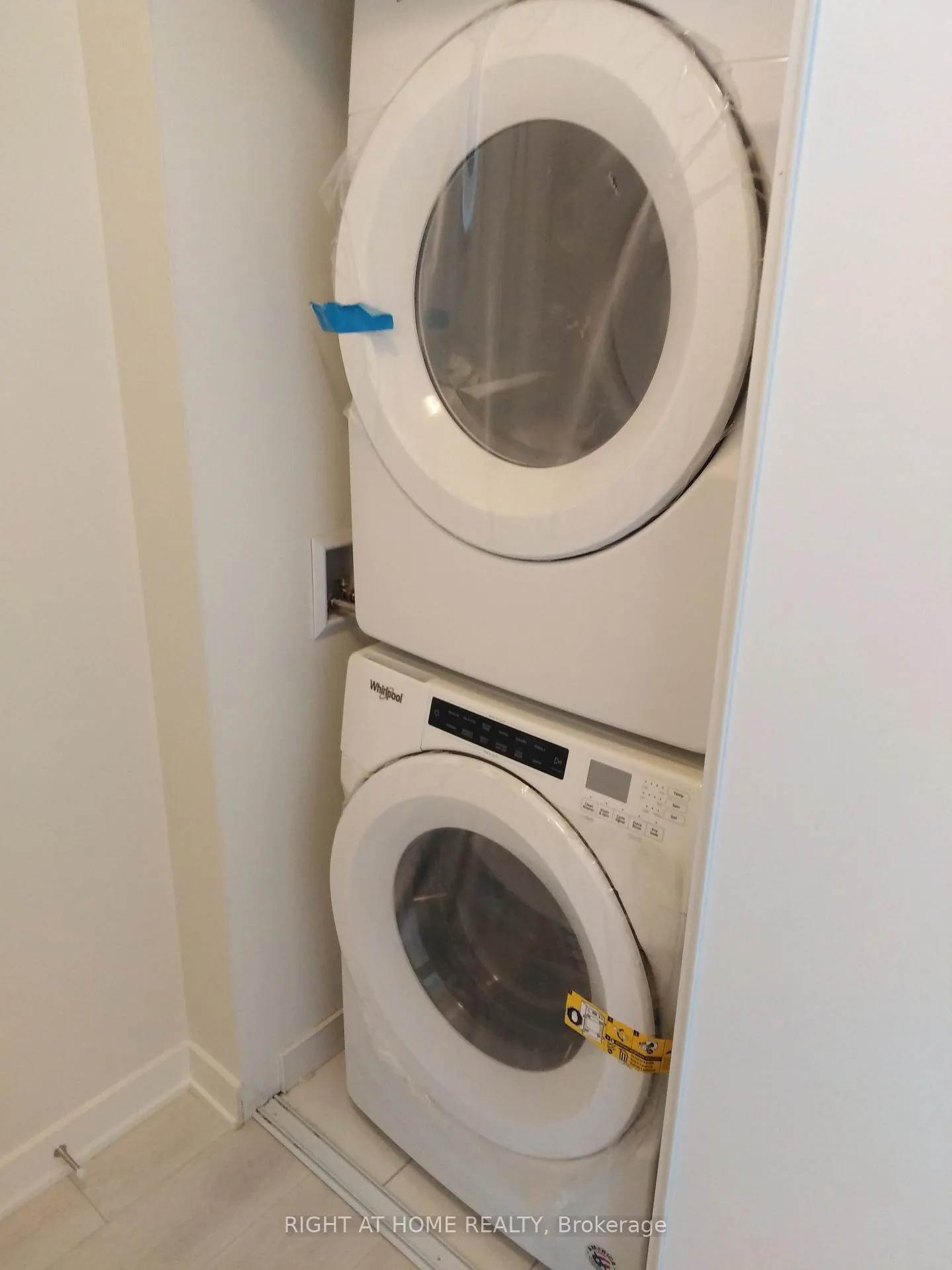 Photo 11 of Unit 2204, 6 Sonic Way NE, Toronto, Flemingdon Park — HOMEH